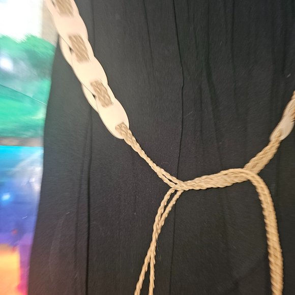 Faded Glory asymmetric skirt, elastic waist, with belt xl - Picture 2 of 3